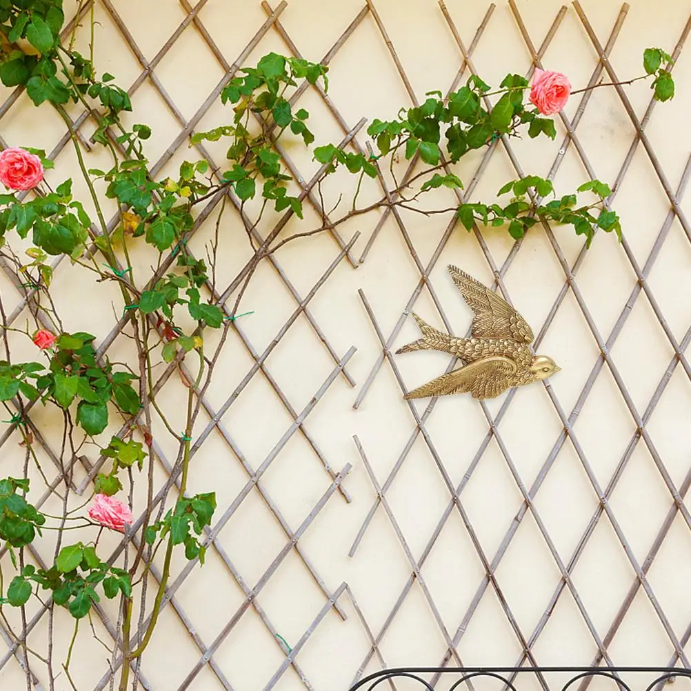 2 Pcs Wall Decor Resin Hanging Bird Wall Pendant Bird Garden Adornment Durable Realistic
2 Pcs Wall Decor Resin Hanging Bird Wall Pendant Bird Garden Adornment Durable Realistic