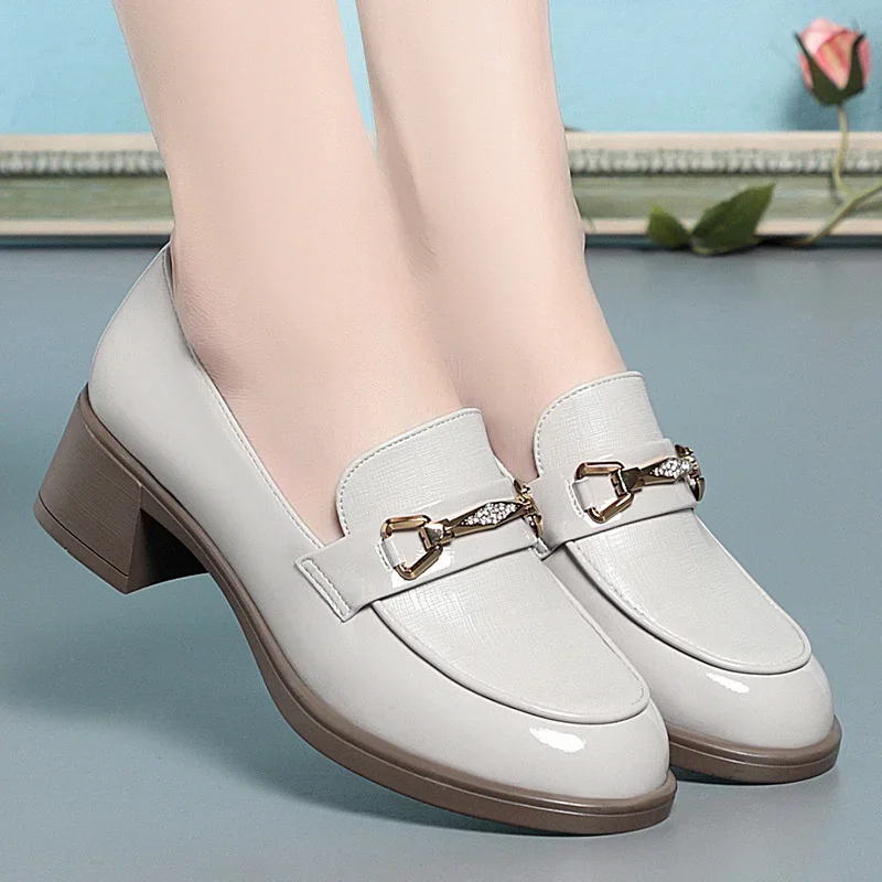 Pop Spring Autumn Ladies Pumps Shallow Shoes For Women Crystal High Heels With Heel Loafers Fashion Breathable Single Shoe Class
Pop Spring Autumn Ladies Pumps Shallow Shoes For Women Crystal High Heels With Heel Loafers Fashion Breathable Single Shoe Class