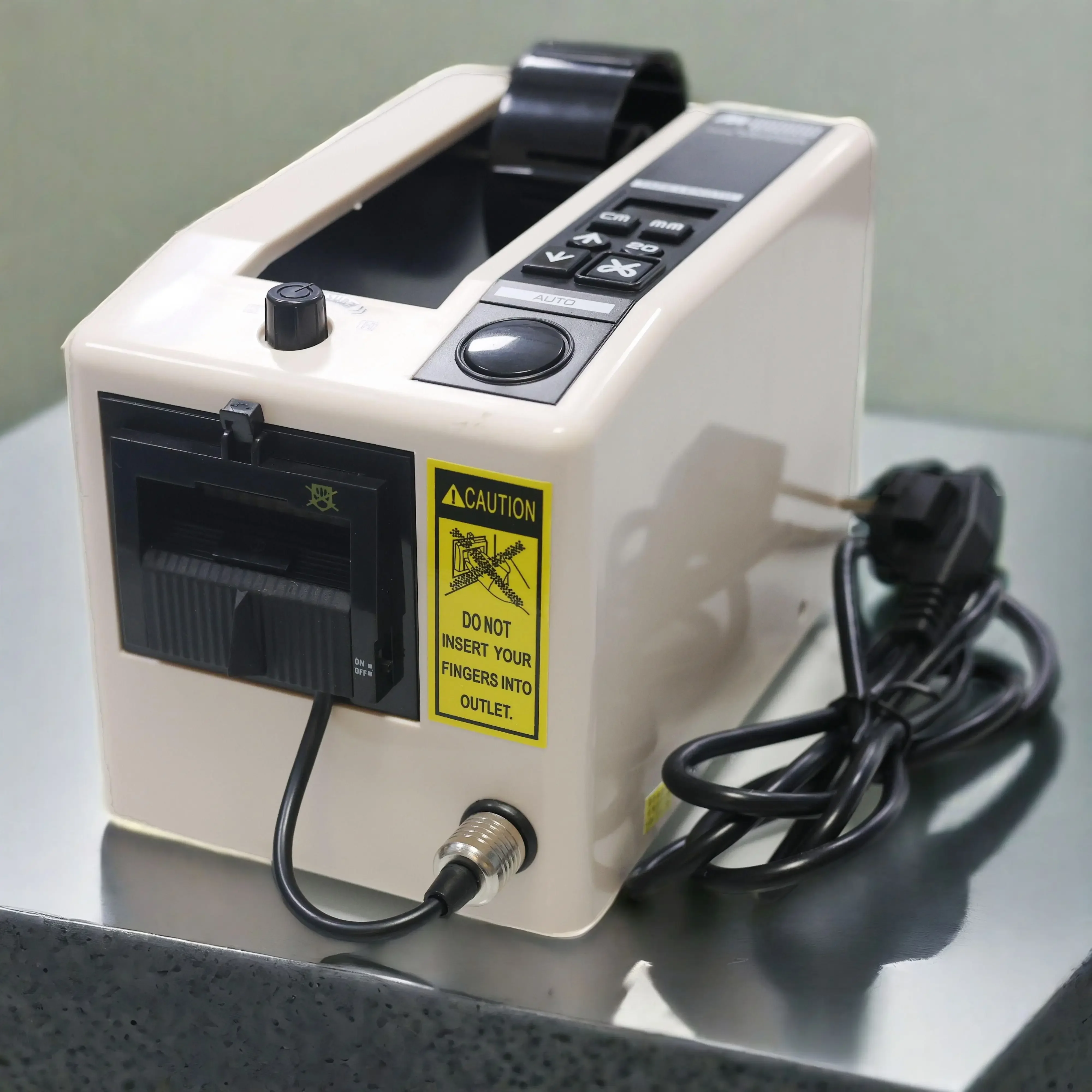 M-1000 Sealing Package Tape Cutter Fully Automatic Electric Tape Dispenser Cutting Machine Transparent Tape Slitting Machine
M-1000 Sealing Package Tape Cutter Fully Automatic Electric Tape Dispenser Cutting Machine Transparent Tape Slitting Machine