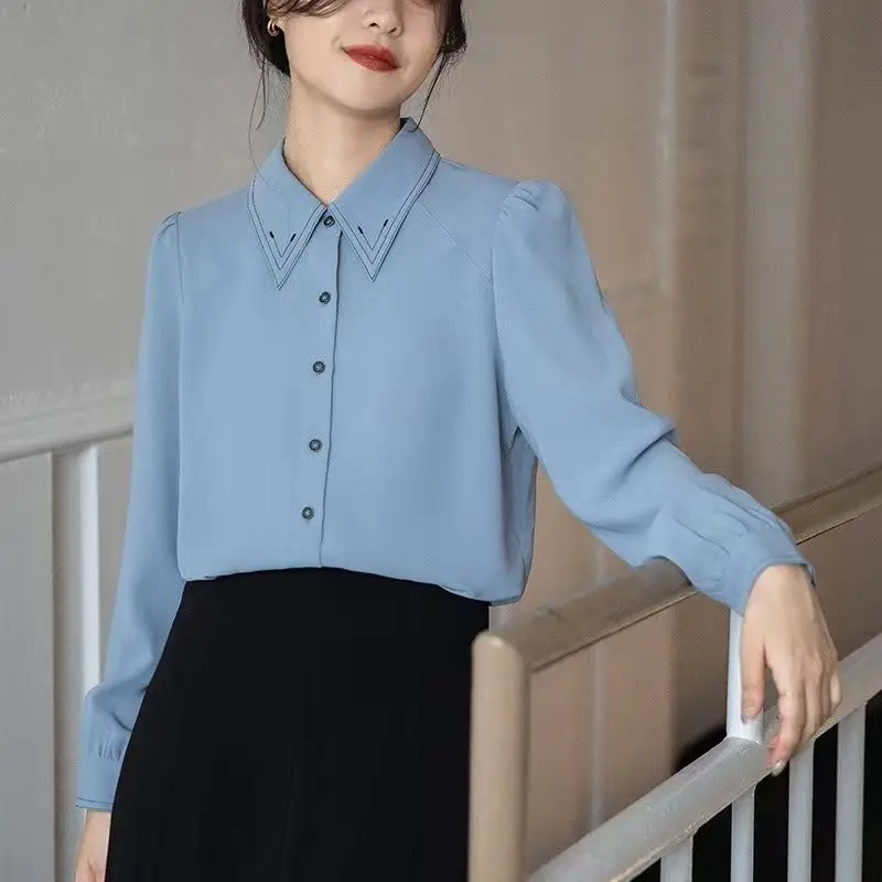 Spring Autumn 2024 New Simplicity Buttons Blouse Ladies Fashion All-match Turn-down Collar Long Sleeve Women's Shirt Embroidered
Spring Autumn 2024 New Simplicity Buttons Blouse Ladies Fashion All-match Turn-down Collar Long Sleeve Women's Shirt Embroidered