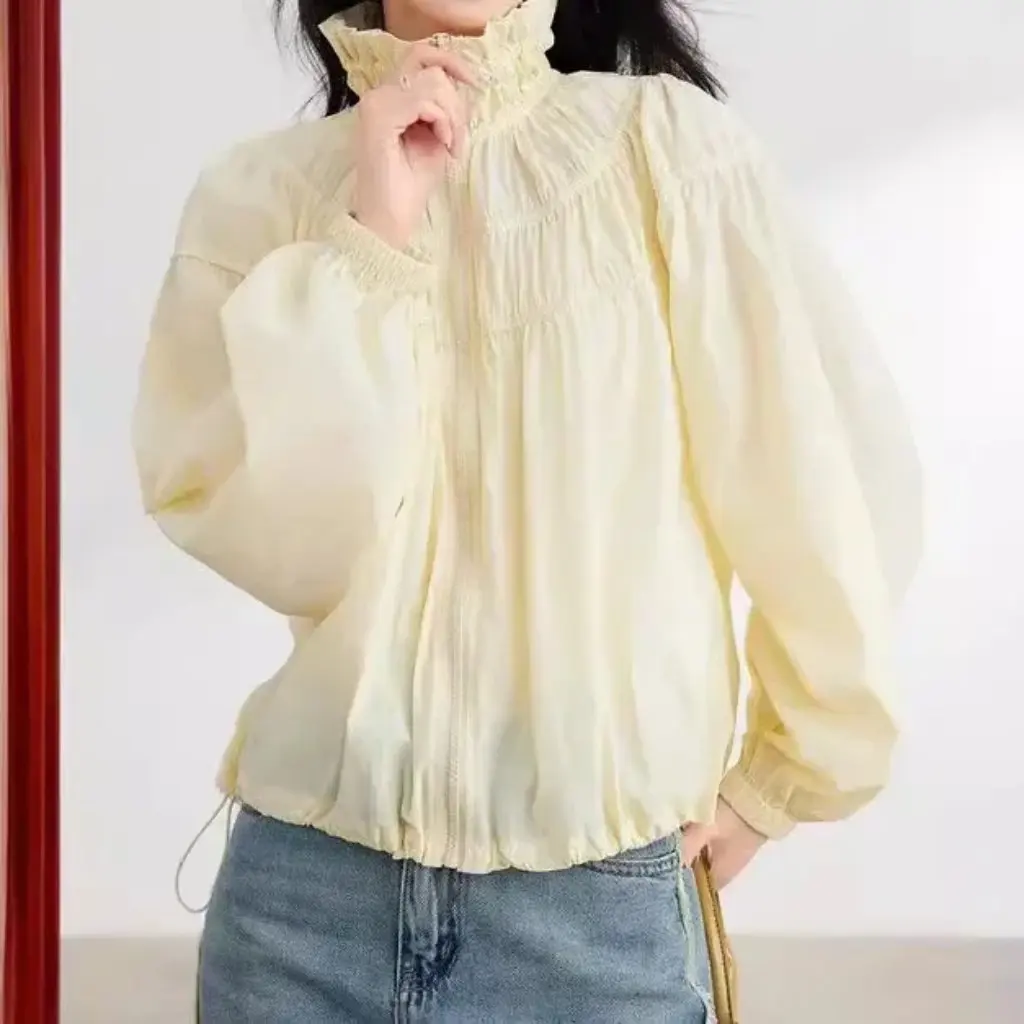 Ladies Thin Air Conditioning Shirt Stand Collar Design Pleated Drawstring Summer New Fashion Exquisite Sunscreen Jacket
Ladies Thin Air Conditioning Shirt Stand Collar Design Pleated Drawstring Summer New Fashion Exquisite Sunscreen Jacket