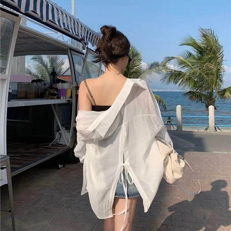 Lightweight Long Sleeve Women's Shirt Cardigan Casual Summer Fashion Sunscreen Open Front Collar Mid-Length Blue Outerwear
Lightweight Long Sleeve Women's Shirt Cardigan Casual Summer Fashion Sunscreen Open Front Collar Mid-Length Blue Outerwear