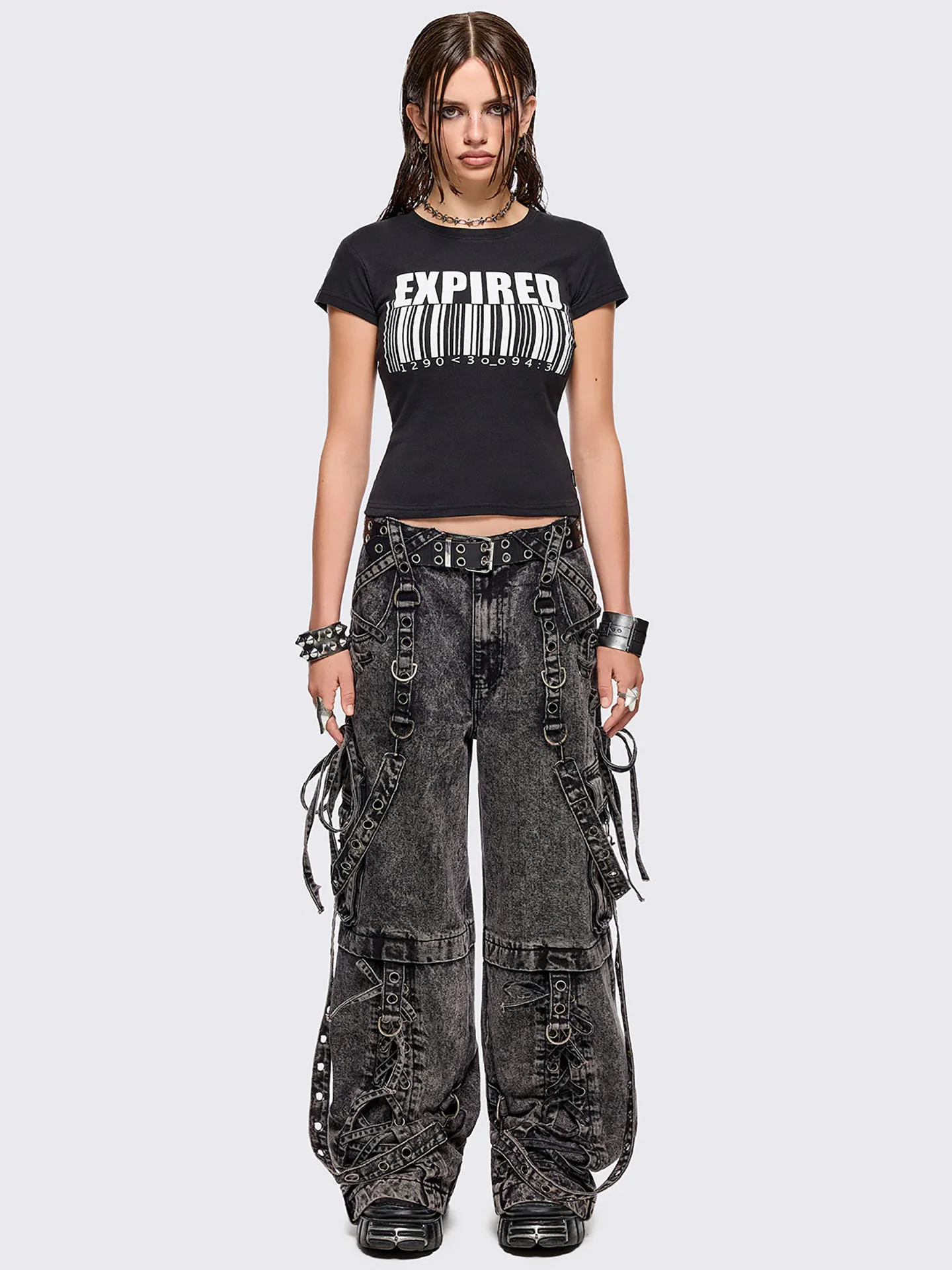 Minga Low Waist Wide Leg Straight Cut Workwear Denim Pants Belted Heavy Texture Casual Ladies Jeans All Seasons Deep Color
Minga Low Waist Wide Leg Straight Cut Workwear Denim Pants Belted Heavy Texture Casual Ladies Jeans All Seasons Deep Color