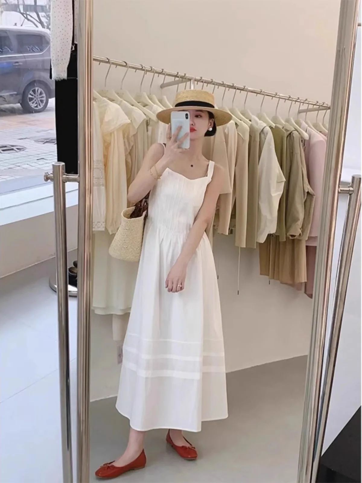 Ele белое платье с застежкой на талии, женское летнее платье больших размеров, высококачественное сенсационное длинное платье с бретельками для похудения
Ele белое платье с застежкой на талии, женское летнее платье больших размеров, высококачественное сенсационное длинное платье с бретельками для похудения