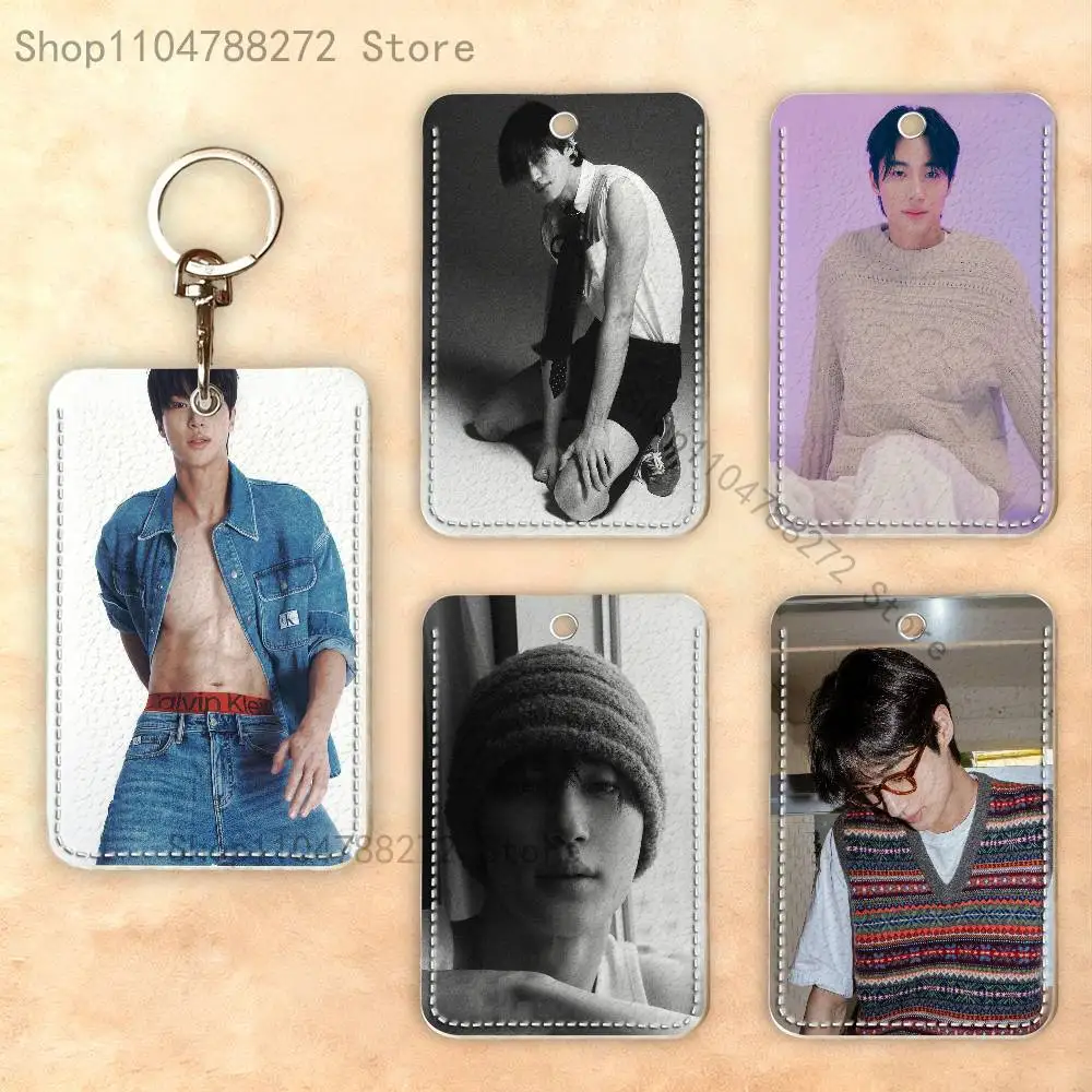 B-Byeon W-Woo-seok Премиум-держатель для карт из искусственной кожи с металлическим карабином, настраиваемый дизайн для ежедневного использования
B-Byeon W-Woo-seok Премиум-держатель для карт из искусственной кожи с металлическим карабином, настраиваемый дизайн для ежедневного использования