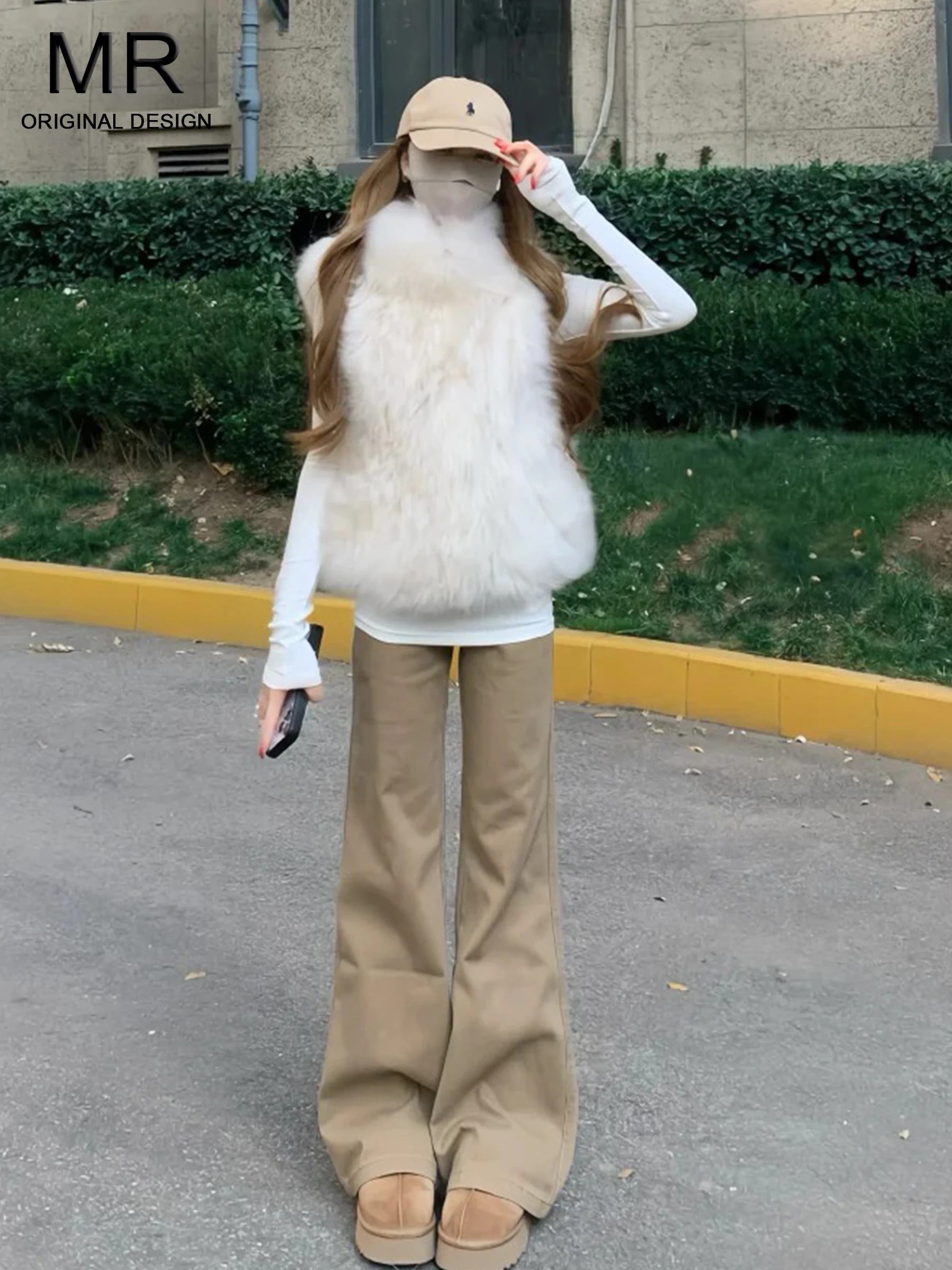 Khaki American Retro Flared Jeans Women's Winter Low Waist Fleece Lined Bootcut Pants Loose Fit Casual Style Button Closure
Khaki American Retro Flared Jeans Women's Winter Low Waist Fleece Lined Bootcut Pants Loose Fit Casual Style Button Closure