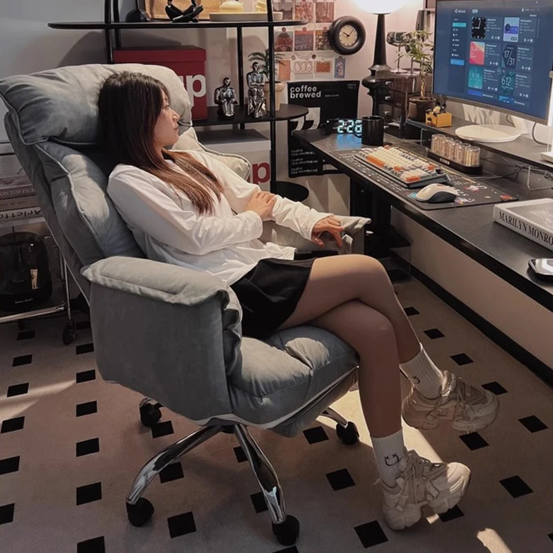 Lazy Designer Office Chair Luxury Study Playseat Executive Office Chair Comfortable Nordic Portable Muebles Trendy Furniture
Lazy Designer Office Chair Luxury Study Playseat Executive Office Chair Comfortable Nordic Portable Muebles Trendy Furniture