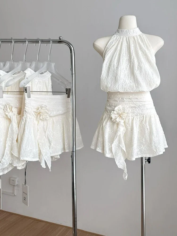2024 Summer Korean Sweet Chic Two Piece Set Women Sexy Crop Top + Mini Skirt Suits Beach Holiday Fashion Casual 2 Piece Outfits
2024 Summer Korean Sweet Chic Two Piece Set Women Sexy Crop Top + Mini Skirt Suits Beach Holiday Fashion Casual 2 Piece Outfits