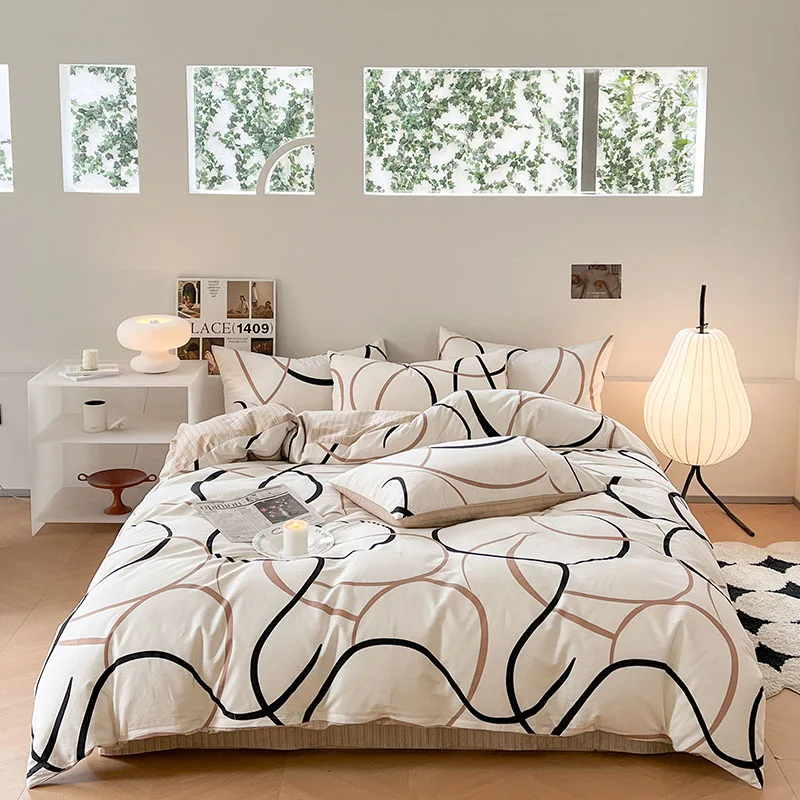 Small fresh pure cotton four piece cotton high-quality quilt cover set single and double large Duvet cover set printed bedding
Small fresh pure cotton four piece cotton high-quality quilt cover set single and double large Duvet cover set printed bedding