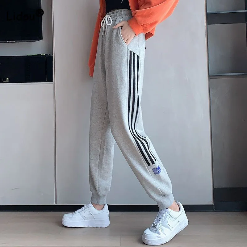 Women's Casual Striped Spliced Straight Sports Pants Fashion All-match High Waist Elastic Drawstring Trousers Spring Summer New
Women's Casual Striped Spliced Straight Sports Pants Fashion All-match High Waist Elastic Drawstring Trousers Spring Summer New