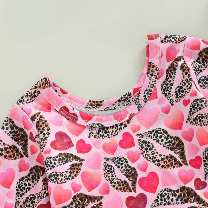 Cute Toddler Girl Heart Print Ruffle Sleeve Romper with Matching Bow Headband Valentine s Day Outfit for Baby Girl
Cute Toddler Girl Heart Print Ruffle Sleeve Romper with Matching Bow Headband Valentine s Day Outfit for Baby Girl