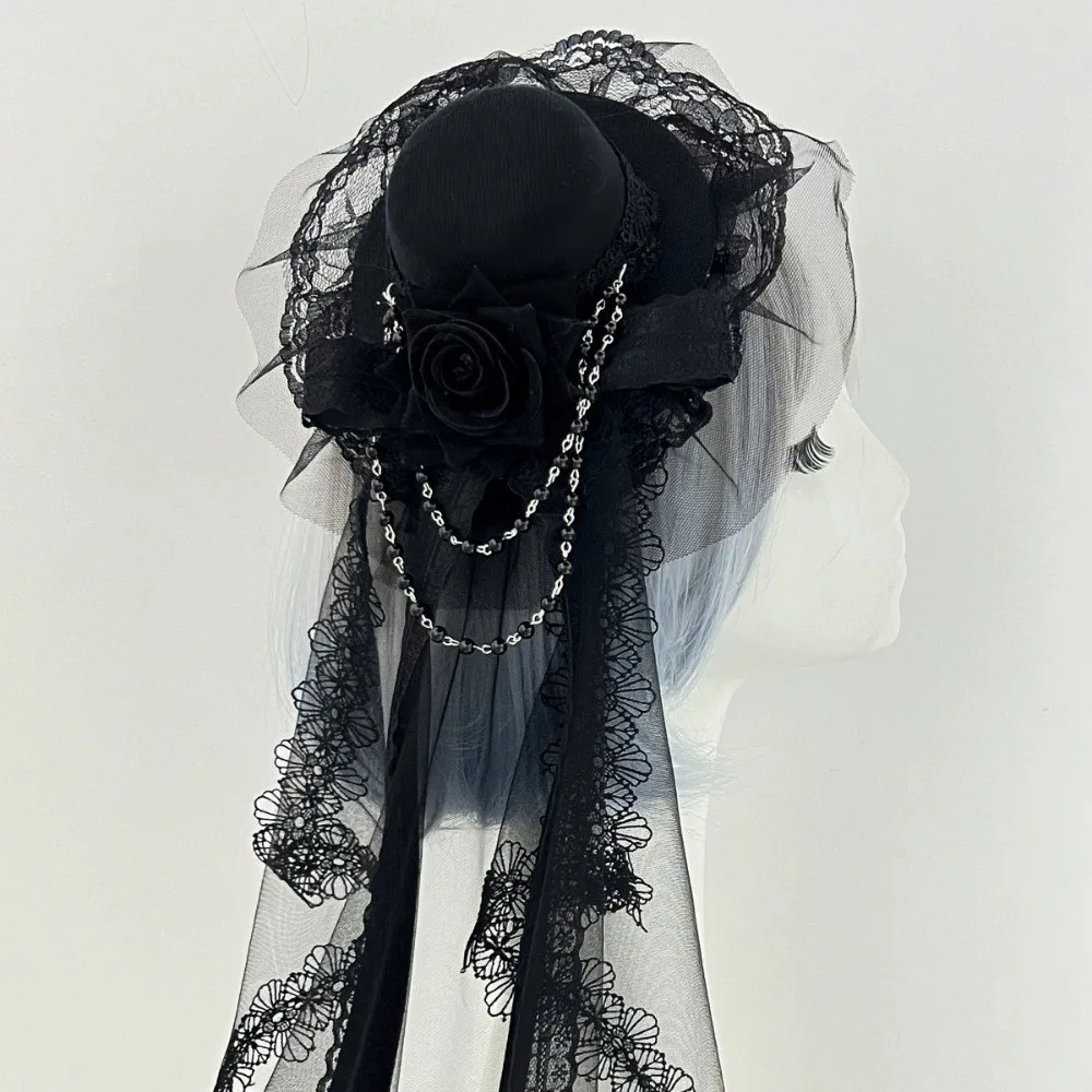 Lace Gothic Lace Veil Rose Decoration Chain Detail Mini Top Chiffon Rose Hat Elegant Style Victorian Retro Small Top Hat
Lace Gothic Lace Veil Rose Decoration Chain Detail Mini Top Chiffon Rose Hat Elegant Style Victorian Retro Small Top Hat