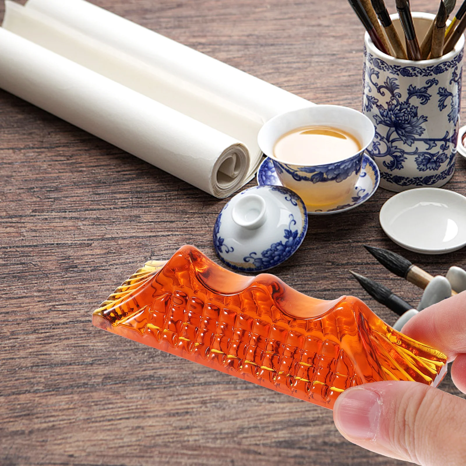 Glass Brush Pen Holder Chinese Calligraphy Pen Rack Stable Exquisite Tabletop Stand for Brush Pens Drawing Calligraphy
Glass Brush Pen Holder Chinese Calligraphy Pen Rack Stable Exquisite Tabletop Stand for Brush Pens Drawing Calligraphy