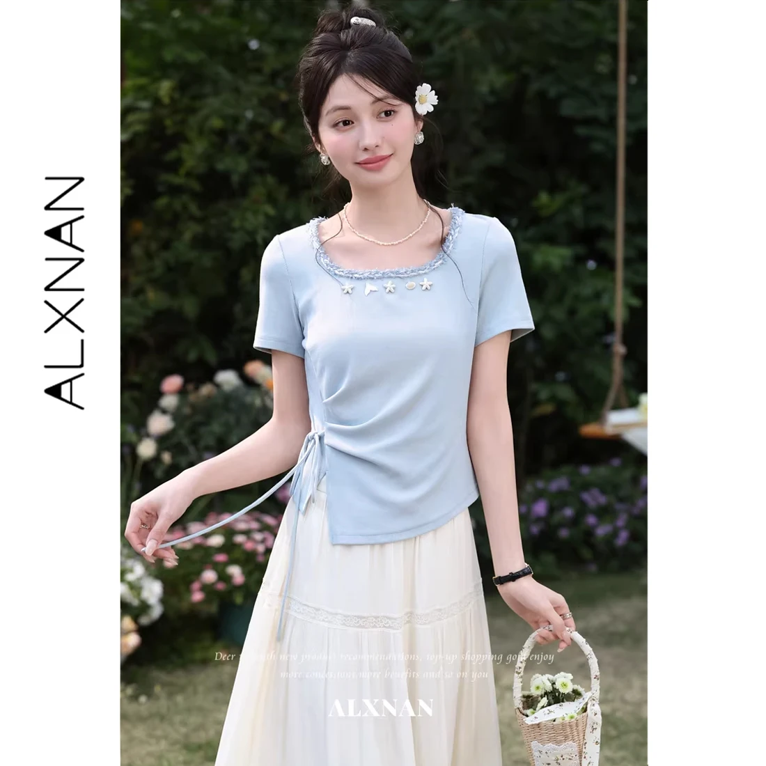 ALXNAN Blue T-shirt with Frayed Edges U-neck Shell Decor Pleated Waist Drawstring T-shirt 2026 Summer Short Sleeve Tops L63023
ALXNAN Blue T-shirt with Frayed Edges U-neck Shell Decor Pleated Waist Drawstring T-shirt 2026 Summer Short Sleeve Tops L63023