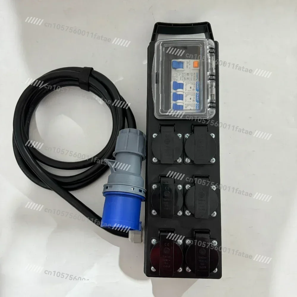Box with 6x15A Sockets Hot Sales 32A Single Phase Stage Audio Power Distro
Box with 6x15A Sockets Hot Sales 32A Single Phase Stage Audio Power Distro