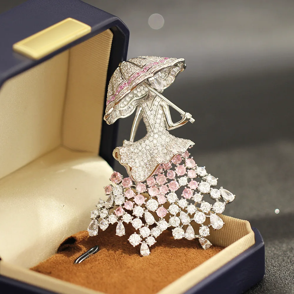 Designer Modern Lady Brooch,Heavy Industry Pink Zircon Statement Brooch Pin, Luxury Elegant Figurative Corsage
Designer Modern Lady Brooch,Heavy Industry Pink Zircon Statement Brooch Pin, Luxury Elegant Figurative Corsage