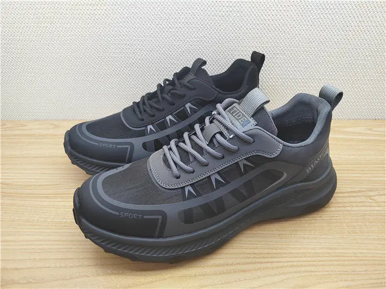 Модные утепленные мужские спортивные ботинки на флисовой подкладке, повседневные, с плоским носком, из смешанных материалов, зимняя новинка
Модные утепленные мужские спортивные ботинки на флисовой подкладке, повседневные, с плоским носком, из смешанных материалов, зимняя новинка