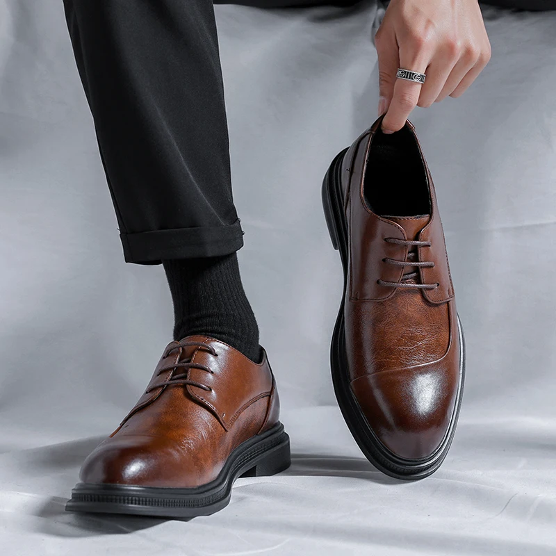 Classic Brand Men's Leather Casual Shoes Office Business Formal Shoes British Style High-end Banquet Dress Shoes for Men’s
Classic Brand Men's Leather Casual Shoes Office Business Formal Shoes British Style High-end Banquet Dress Shoes for Men’s