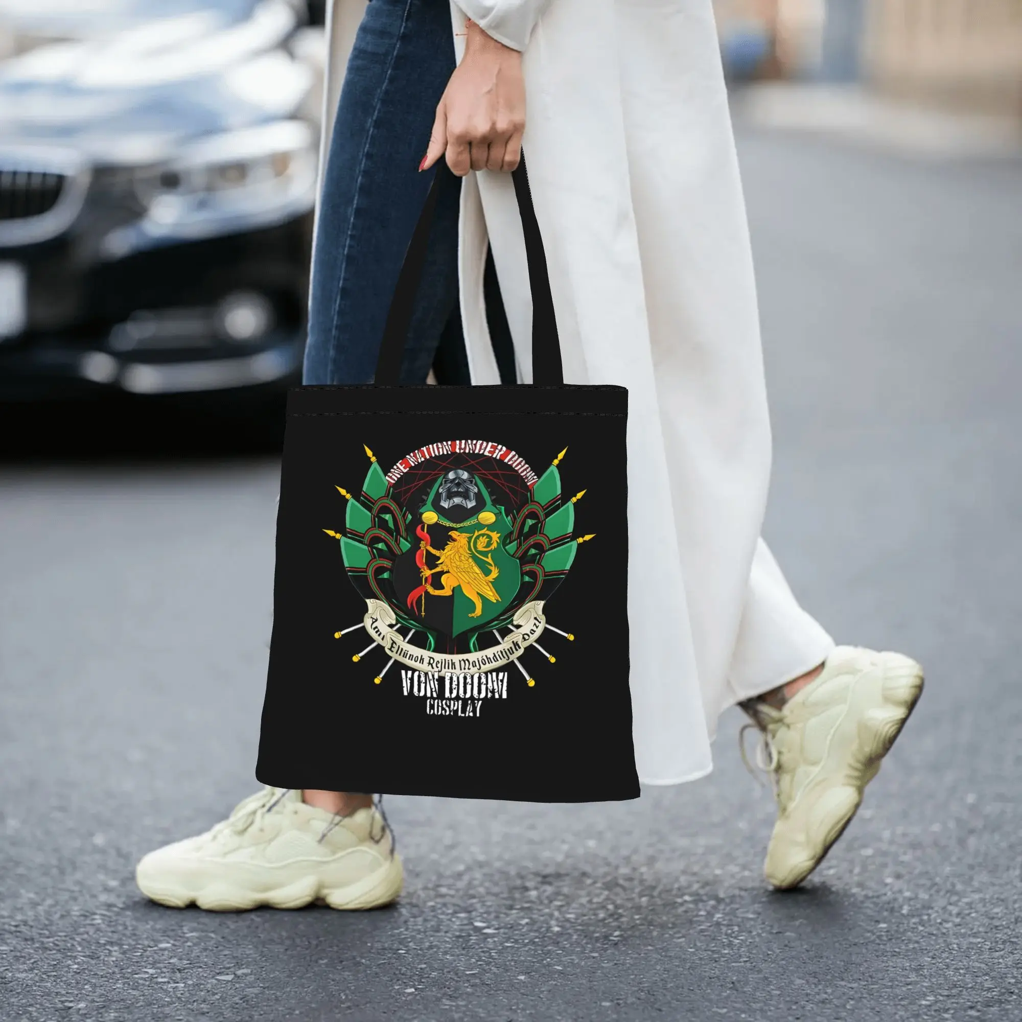Fashion shopping bag Leisure Coat Of Arms Canvas Marvel Marvel Canvas Tote Bag Women'S Shoulder Handbag
Fashion shopping bag Leisure Coat Of Arms Canvas Marvel Marvel Canvas Tote Bag Women'S Shoulder Handbag