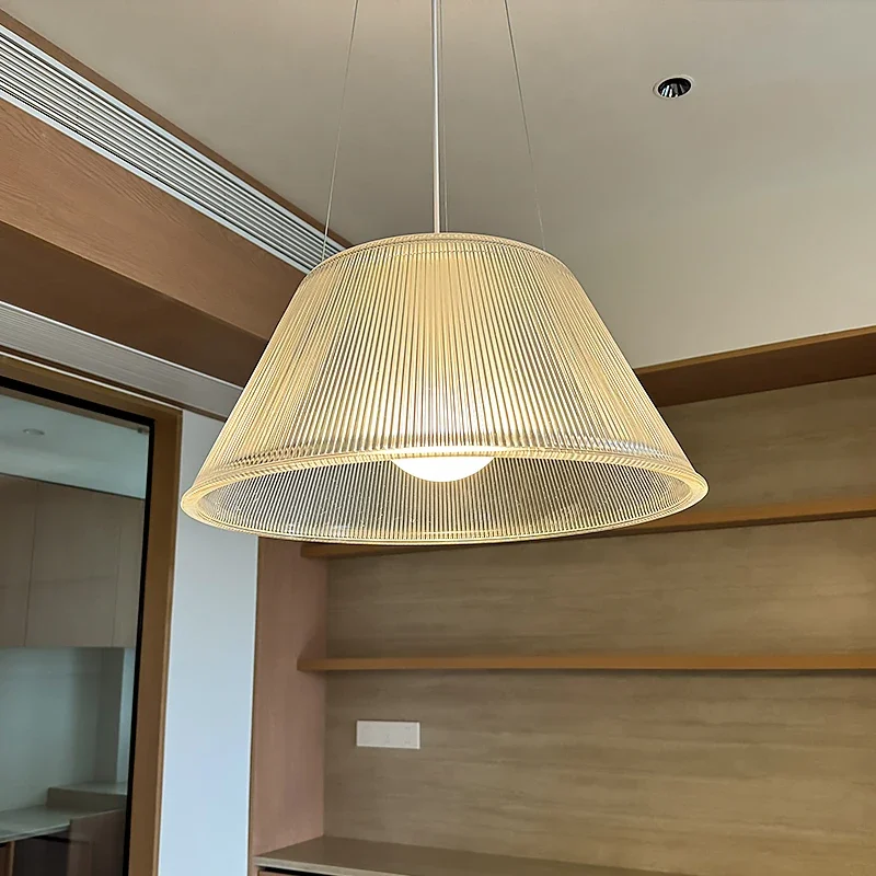 Modern Glass Streak Hanging Chandelier over Table Restaurant Office Round Glass Ceiling Pendant Light LED Chandelier for Bedroom
Modern Glass Streak Hanging Chandelier over Table Restaurant Office Round Glass Ceiling Pendant Light LED Chandelier for Bedroom
