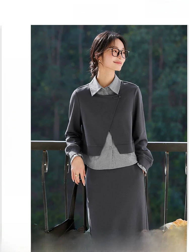 Women's Faux Two-Piece Sweatshirt Set Straight Skirt Long Sleeve Zipper Closure Stand Collar Split Design Autumn Fashion Ense...
Women's Faux Two-Piece Sweatshirt Set Straight Skirt Long Sleeve Zipper Closure Stand Collar Split Design Autumn Fashion Ense...