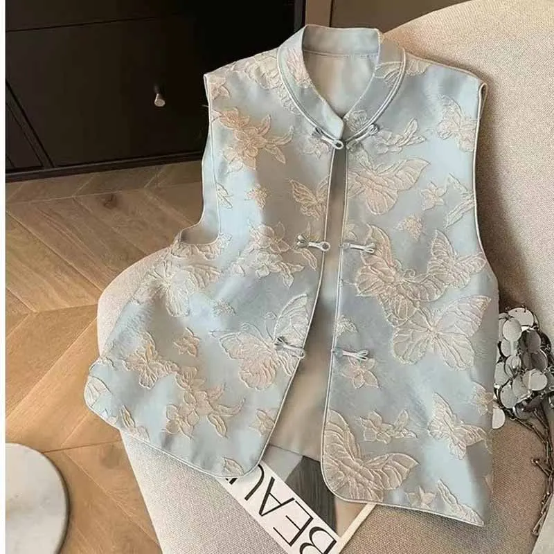 New Chinese Blue Butterfly Embroidered Vest Female Spring New High-end Fashion Temperament Buckle National Wind Sleeveless Vest
New Chinese Blue Butterfly Embroidered Vest Female Spring New High-end Fashion Temperament Buckle National Wind Sleeveless Vest