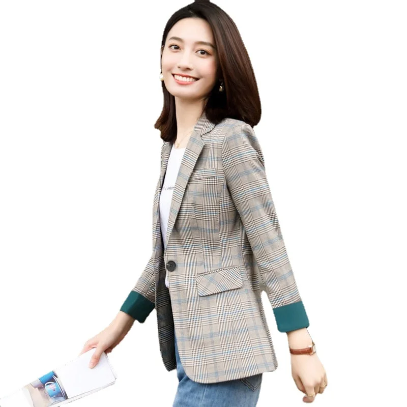 long-sleeved Plaid small women's jacket Western style spring and autumn new casual all-match slim ladies suit trend
long-sleeved Plaid small women's jacket Western style spring and autumn new casual all-match slim ladies suit trend