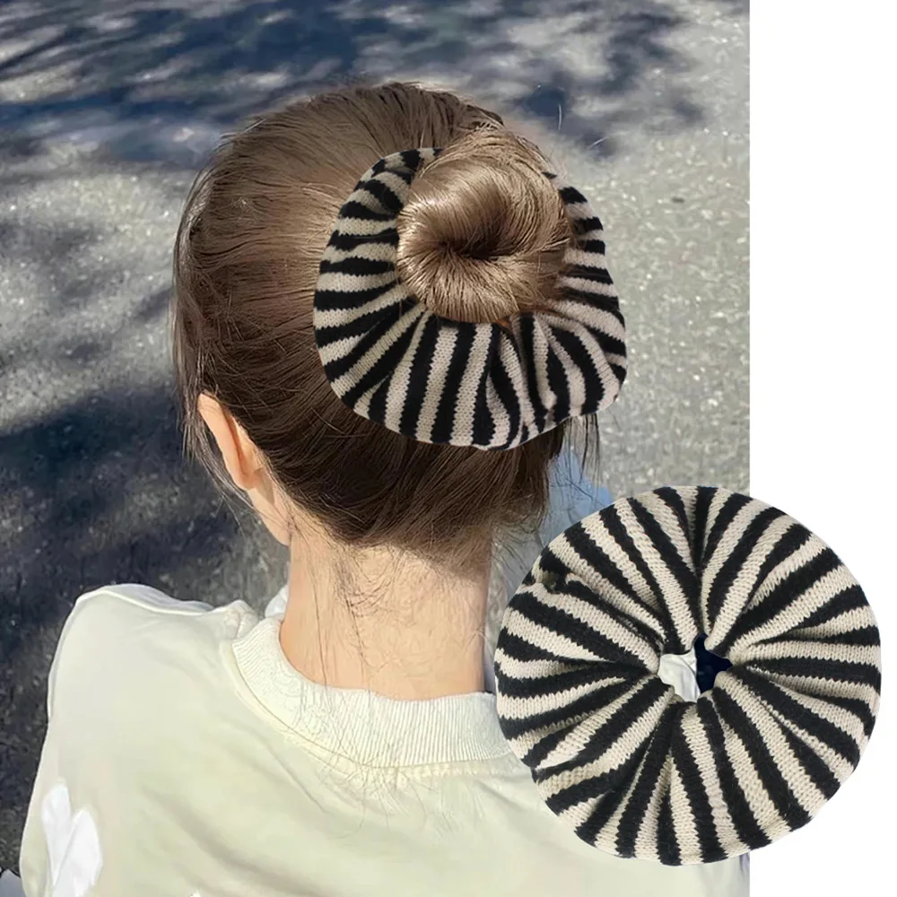 Осенне-зимняя вязаная полосатая высококачественная повязка для волос для толстой кишки в иностранном стиле, корейские женские аксессуары для волос Ins
Осенне-зимняя вязаная полосатая высококачественная повязка для волос для толстой кишки в иностранном стиле, корейские женские аксессуары для волос Ins