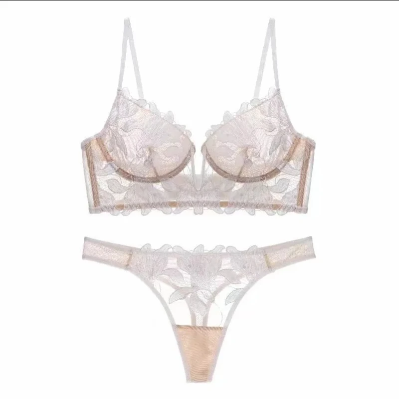 Сексуальный комплект нижнего белья с глубоким V-образным вырезом в американском стиле, кружевное нижнее белье, женское ультратонкое нижнее белье с большой грудью, маленький собранный бюстгальтер, комплект 2025 г.
Сексуальный комплект нижнего белья с глубоким V-образным вырезом в американском стиле, кружевное нижнее белье, женское ультратонкое нижнее белье с большой грудью, маленький собранный бюстгальтер, комплект 2025 г.