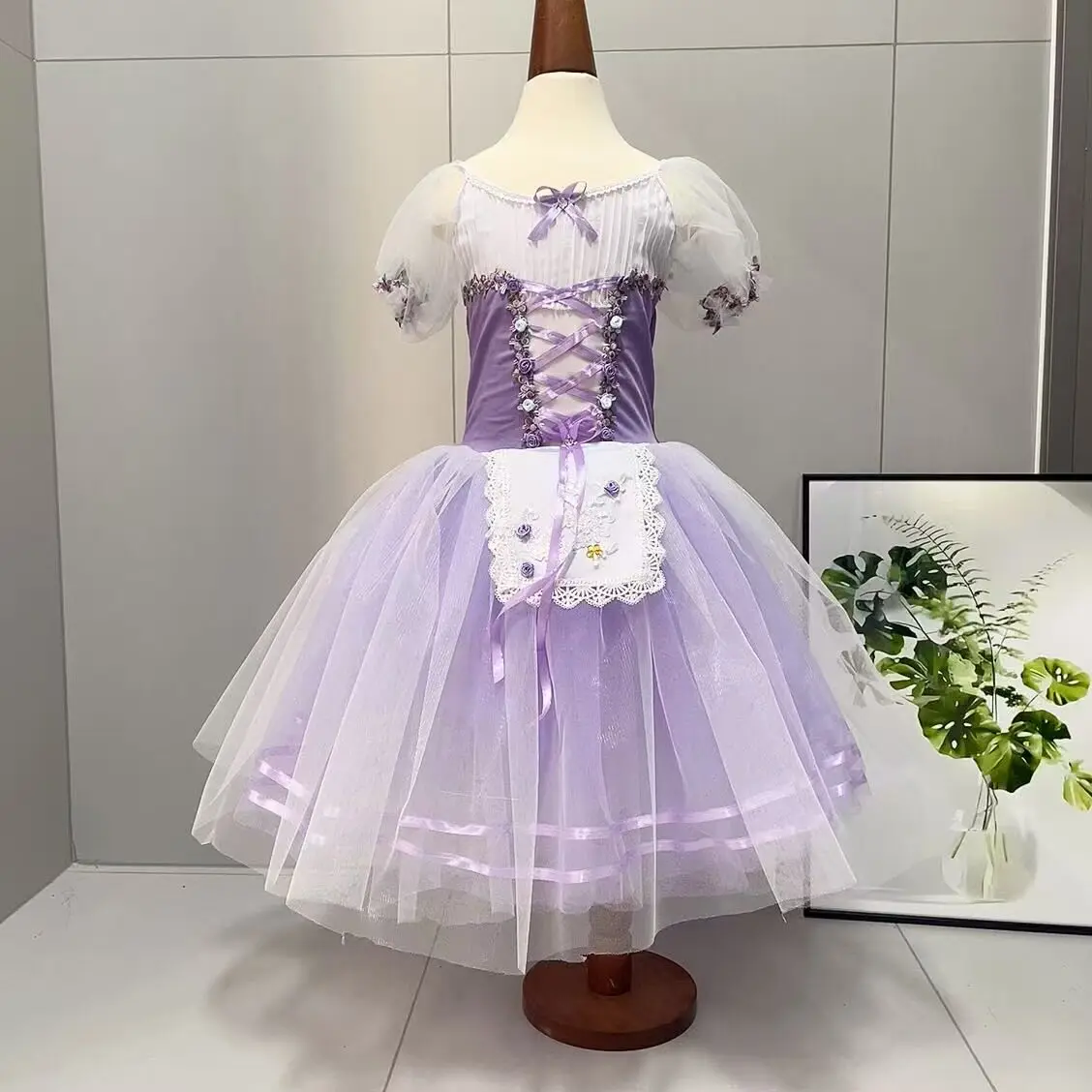 Adult Women Professional Long Ballet Dress Girls Romantic Tutu Swan Dance Performance Costumes Purple Ballerina Dress
Adult Women Professional Long Ballet Dress Girls Romantic Tutu Swan Dance Performance Costumes Purple Ballerina Dress