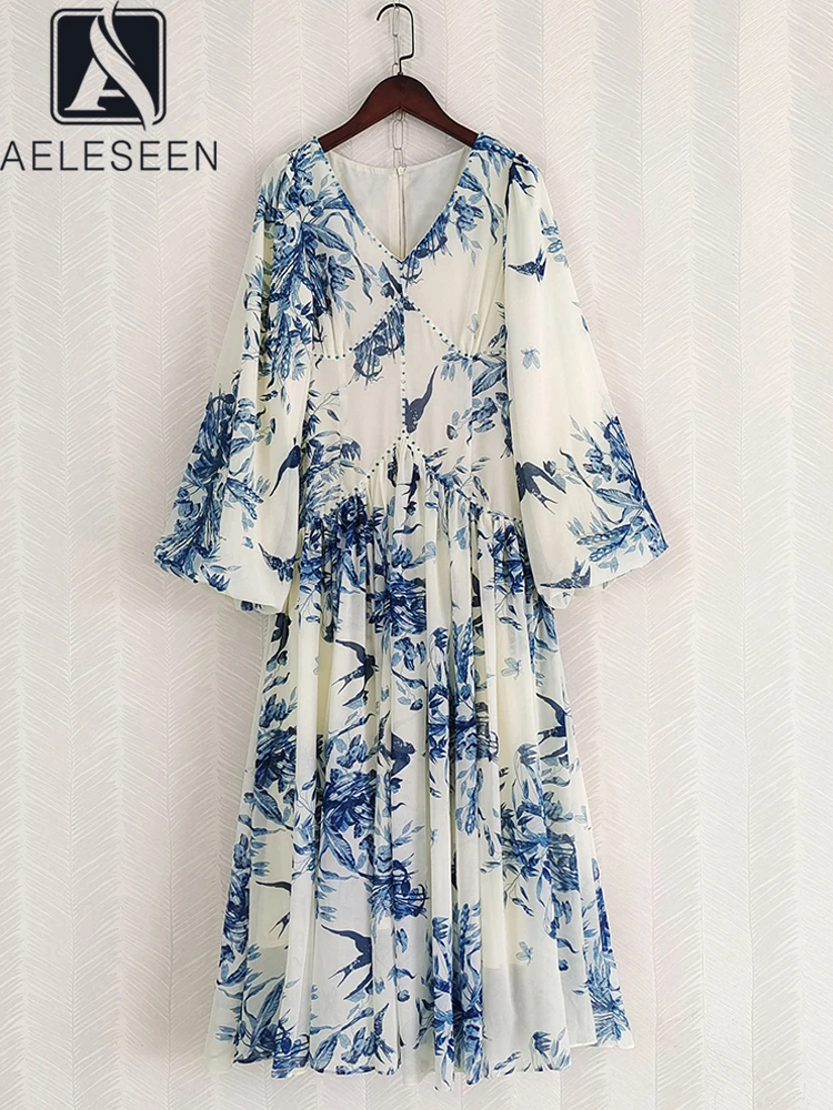 AELESEEN Runway Fashion Spring Autumn Dress Women 3/4 Lantern Sleeve V-Neck Blue Flower Print Beading Loose Long Holiday
AELESEEN Runway Fashion Spring Autumn Dress Women 3/4 Lantern Sleeve V-Neck Blue Flower Print Beading Loose Long Holiday