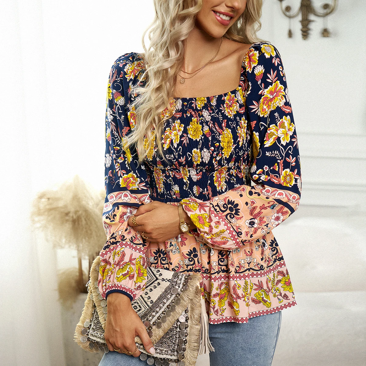 Sexy Elastic Chest Wrap Printed Blouses Autumn New Fashion Boho Women's T-Shirt Casual Off Sloulder Puff Sleeve Square Neck Tops
Sexy Elastic Chest Wrap Printed Blouses Autumn New Fashion Boho Women's T-Shirt Casual Off Sloulder Puff Sleeve Square Neck Tops