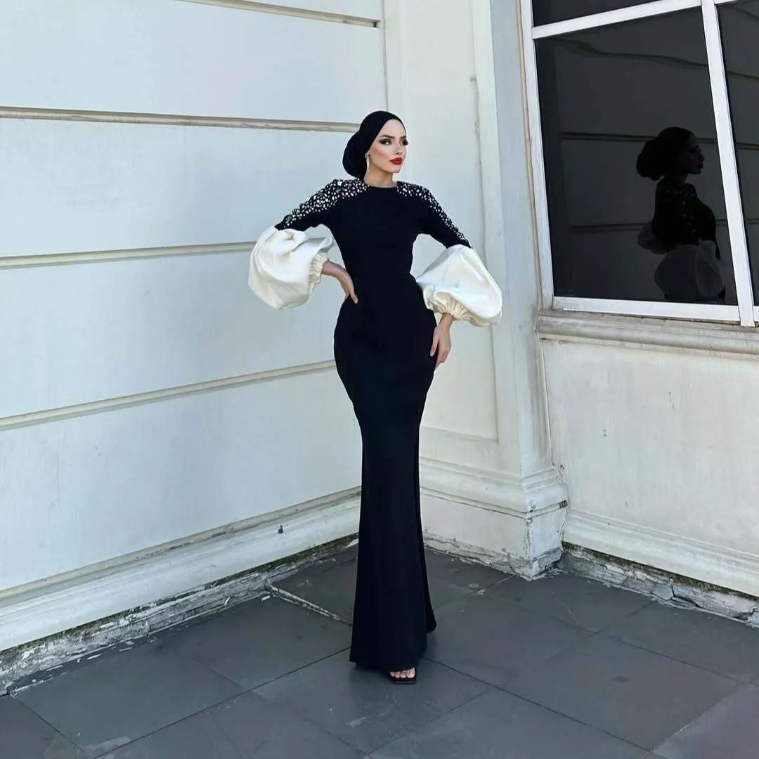 2025 European and American New Heavy Industry Fashion Elegant Gorgeous Bubble Sleeve Nail Diamond Bandage Long Dress
2025 European and American New Heavy Industry Fashion Elegant Gorgeous Bubble Sleeve Nail Diamond Bandage Long Dress