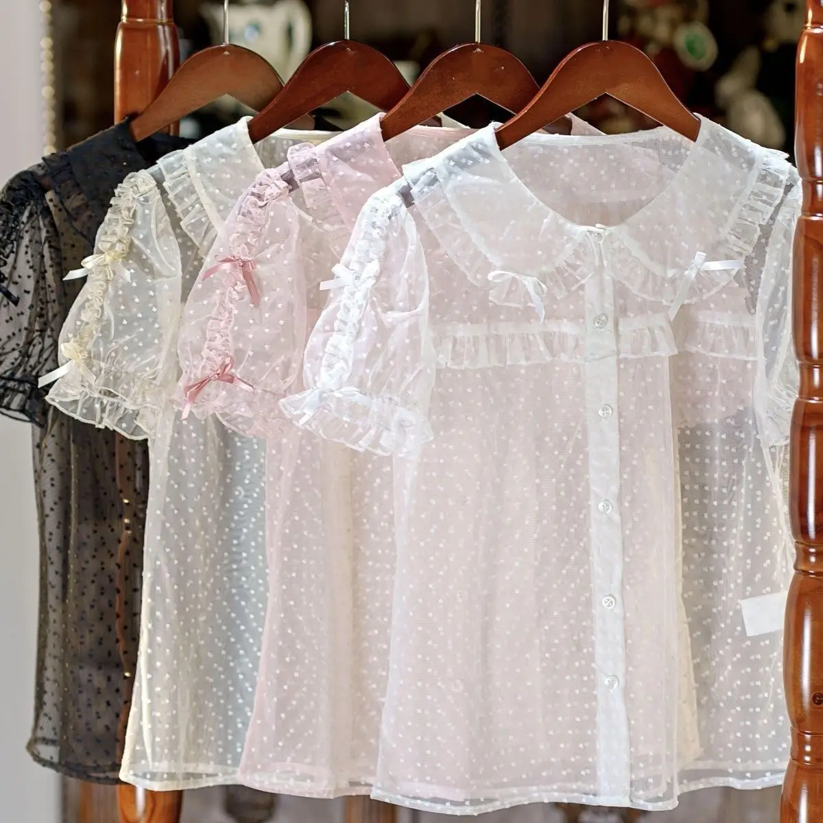 Sweet Harajuku Lolita Blouse Women Y2K Fairy Grunge Short Sleeve Ruffle Tee Japanese Daily Basic Wear
Sweet Harajuku Lolita Blouse Women Y2K Fairy Grunge Short Sleeve Ruffle Tee Japanese Daily Basic Wear