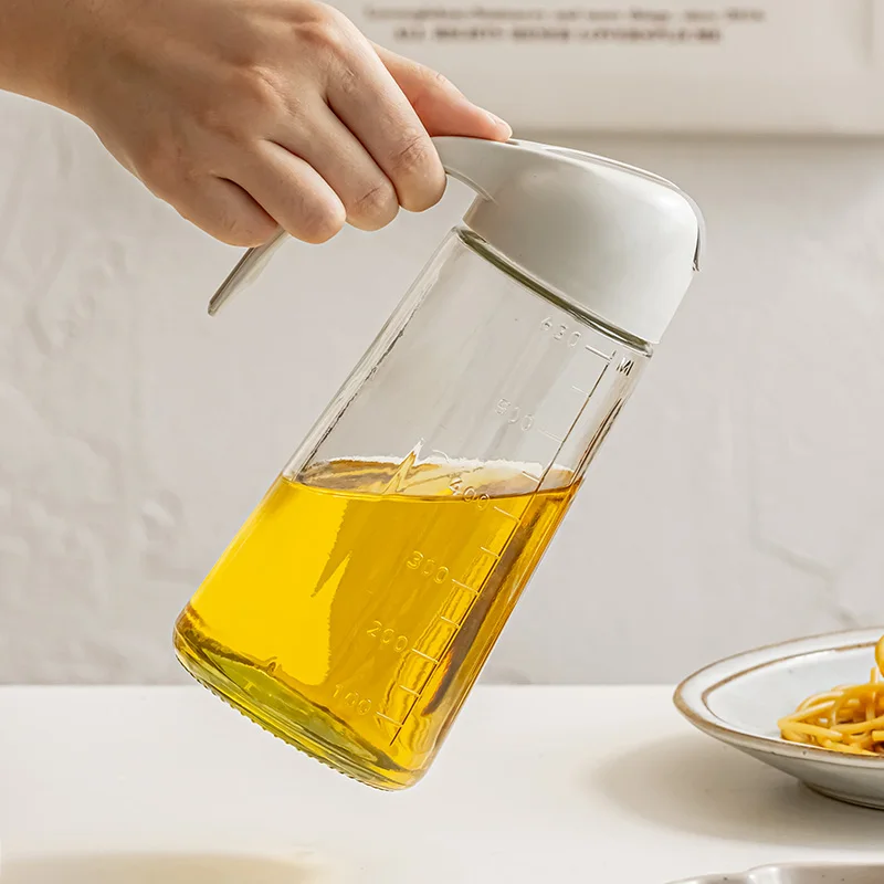 Japanese Style Glass Oil Pot Automatic Opening and Closing Oil and Vinegar Tank Household Kitchen Tool
Japanese Style Glass Oil Pot Automatic Opening and Closing Oil and Vinegar Tank Household Kitchen Tool