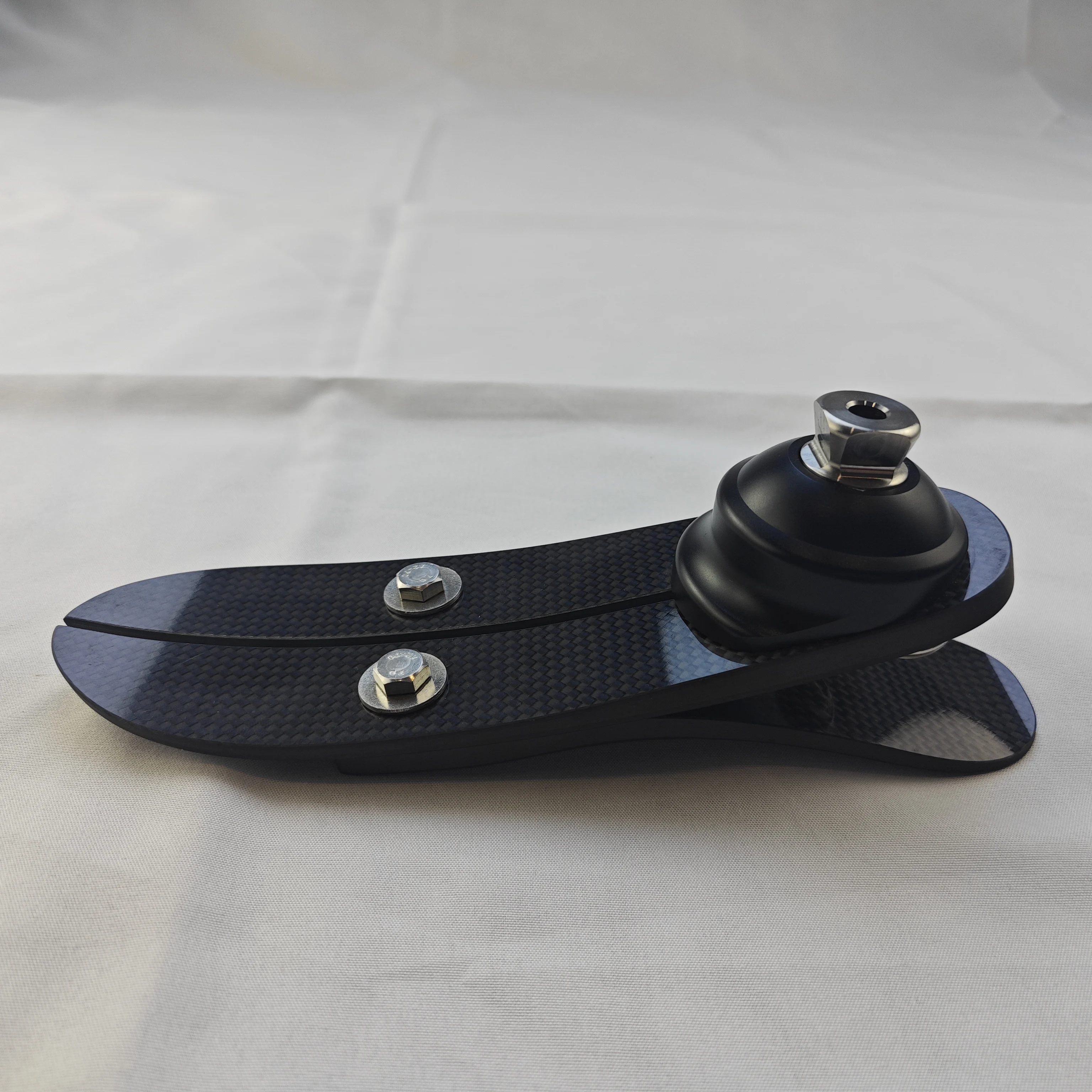 Professional Orthotics Low Ankle Carbon Fiber Foot Orthotics with Foldable Design 100kg Capacity for Prosthetic Limbs 1CF-005
Professional Orthotics Low Ankle Carbon Fiber Foot Orthotics with Foldable Design 100kg Capacity for Prosthetic Limbs 1CF-005