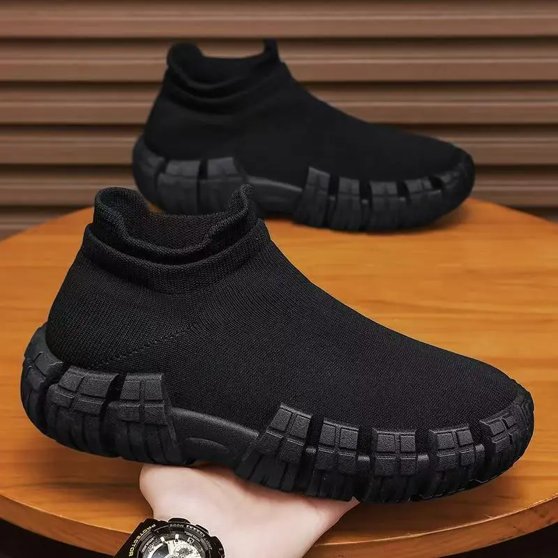 Autumn Mesh Men's Shoes Are Stylish, Comfortable, Breathable, Durable, Slip-resistant And Suitable For Casual Running.
Autumn Mesh Men's Shoes Are Stylish, Comfortable, Breathable, Durable, Slip-resistant And Suitable For Casual Running.
