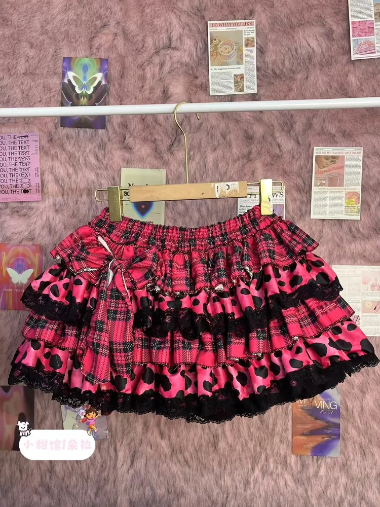 Sweet Cool Pink Bow Lace Patchwork Skirt for Women Y2k Vintage Ruched Cake Skirts 2025 Summer New High Waist Faldas Sexy Mujer
Sweet Cool Pink Bow Lace Patchwork Skirt for Women Y2k Vintage Ruched Cake Skirts 2025 Summer New High Waist Faldas Sexy Mujer