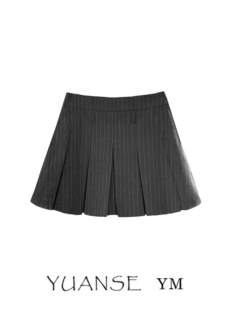 Miu Style College Preppy Stripe Short A-Line Pleated Skirt Summer Slimming High-Rise Skirt Versatile Half-Length Skirt
Miu Style College Preppy Stripe Short A-Line Pleated Skirt Summer Slimming High-Rise Skirt Versatile Half-Length Skirt