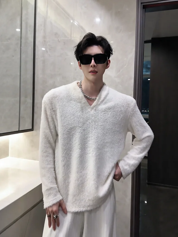 Белый водонепроницаемый вязаный свитер из кроличьего меха с V-образным вырезом для мужчин, осенне-зимний, свободного кроя, модный, в стиле lazy style, мягкая верхняя одежда с длинными рукавами
Белый водонепроницаемый вязаный свитер из кроличьего меха с V-образным вырезом для мужчин, осенне-зимний, свободного кроя, модный, в стиле lazy style, мягкая верхняя одежда с длинными рукавами