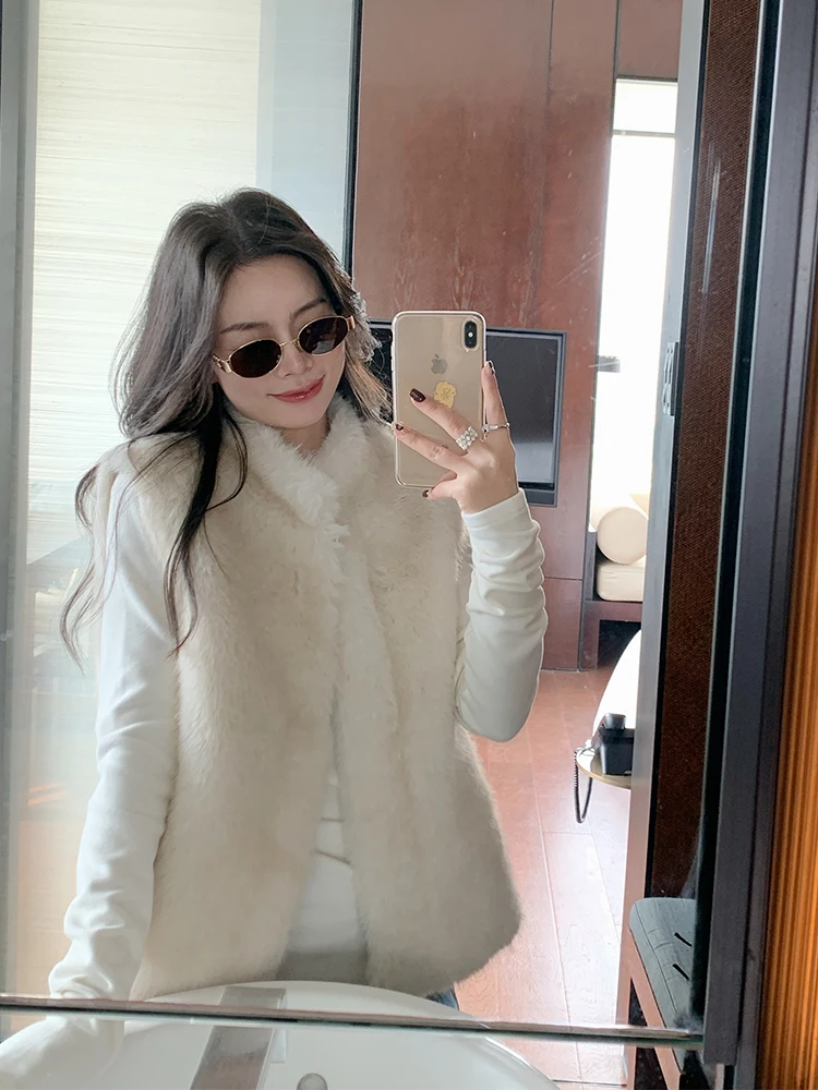 Ele искусственный меховой хлопковый жилет из натуральной кожи и меха, корейское зимнее пальто для женщин ELA UII
Ele искусственный меховой хлопковый жилет из натуральной кожи и меха, корейское зимнее пальто для женщин ELA UII