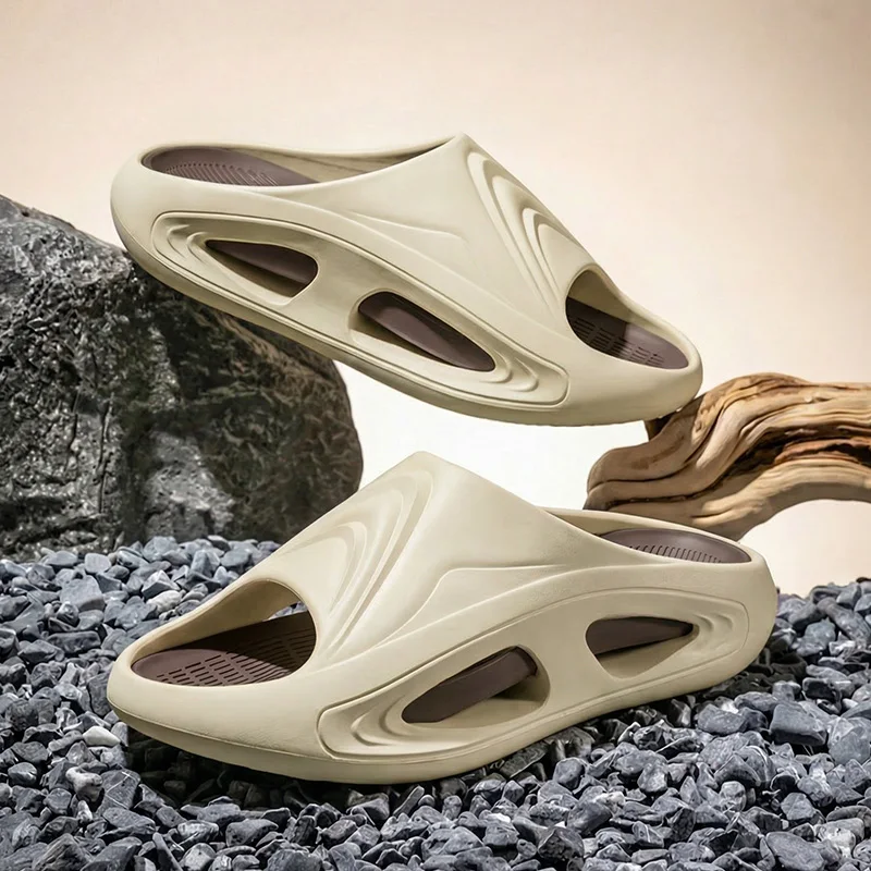 Fashion Patchwork Non Slip Thick Bottom Outdoor Slippers Men Summer 2026 Lightweight EVA Sandals Plus Size 45 Couple's Slippers
Fashion Patchwork Non Slip Thick Bottom Outdoor Slippers Men Summer 2026 Lightweight EVA Sandals Plus Size 45 Couple's Slippers
