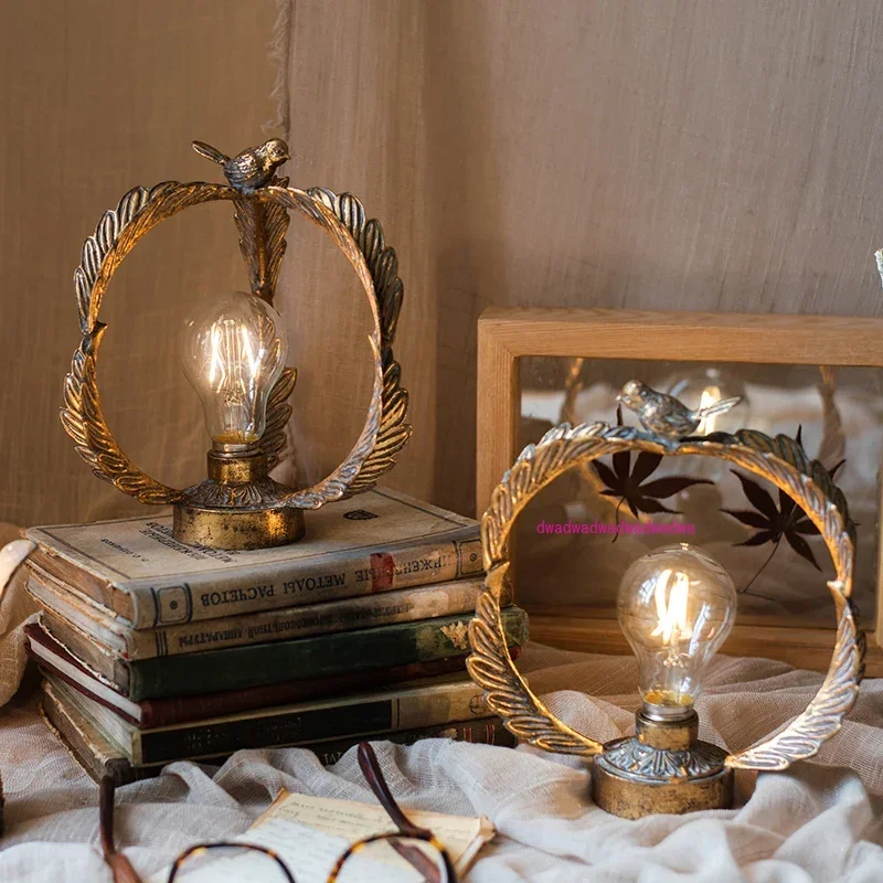 Small Night Lamp Emergency Table Lamp Retro Nostalgic Iron Decoration Desktop Decoration Crown
Small Night Lamp Emergency Table Lamp Retro Nostalgic Iron Decoration Desktop Decoration Crown