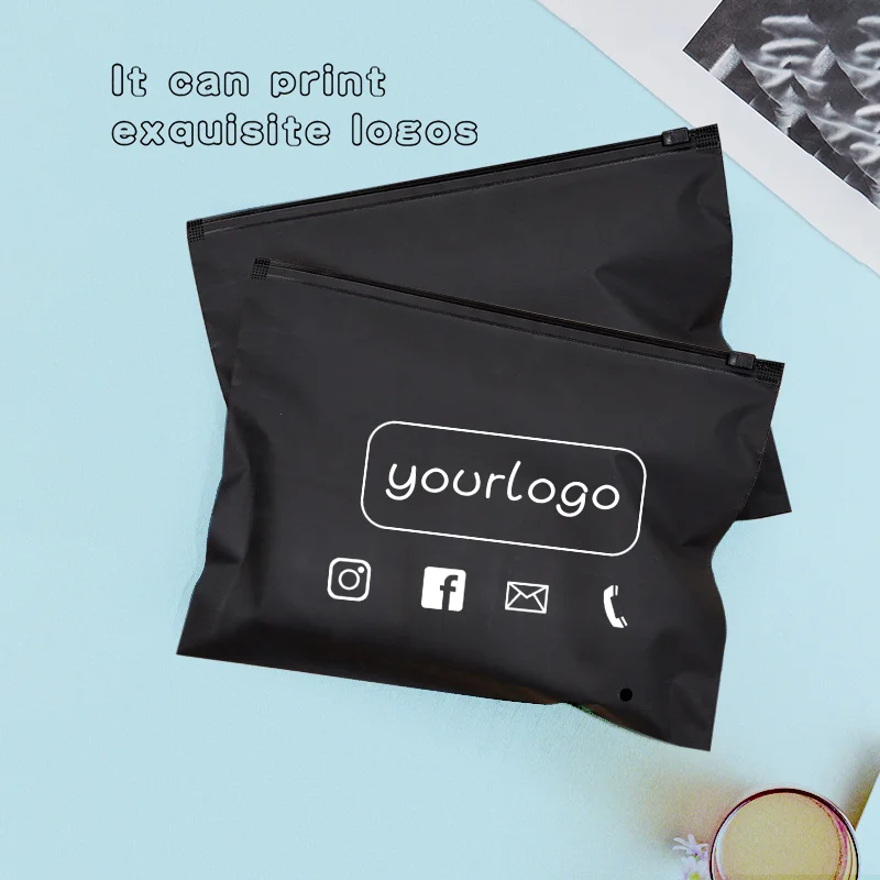 100 шт. матовых горизонтальных черных пакетов с застежкой-молнией из CPE, двусторонних матовых пакетов для упаковки одежды, с возможностью нанесения логотипа на заказ.
100 шт. матовых горизонтальных черных пакетов с застежкой-молнией из CPE, двусторонних матовых пакетов для упаковки одежды, с возможностью нанесения логотипа на заказ.