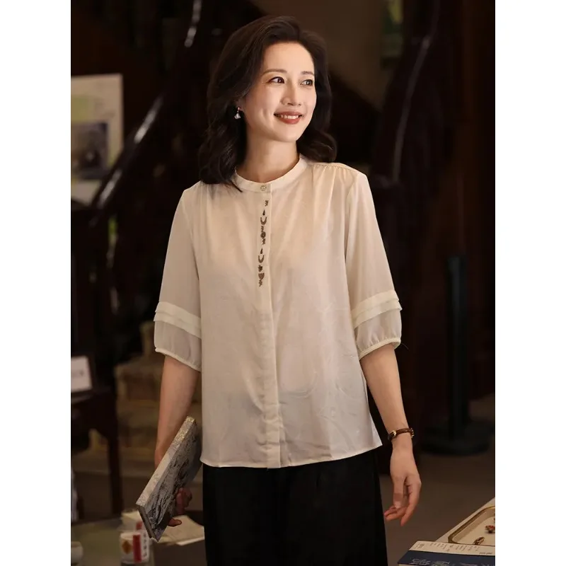 Middle Aged Women Chinese Style Stand Collar Chiffon 3/4 Sleeve Blouse For Mom Summer Wear
Middle Aged Women Chinese Style Stand Collar Chiffon 3/4 Sleeve Blouse For Mom Summer Wear