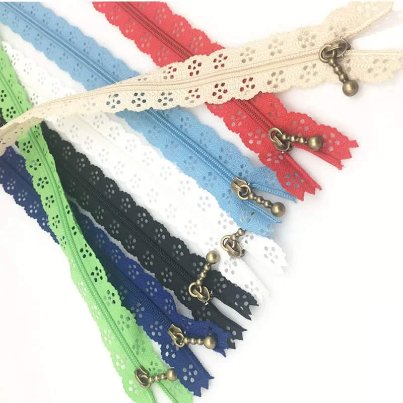 Nylon Lace Zipper For Clothes Zippers Tailor Sewing Zip Closure Craft Sewing Accessories Random Color Hot sell 20/25/30/35/53CM
Nylon Lace Zipper For Clothes Zippers Tailor Sewing Zip Closure Craft Sewing Accessories Random Color Hot sell 20/25/30/35/53CM