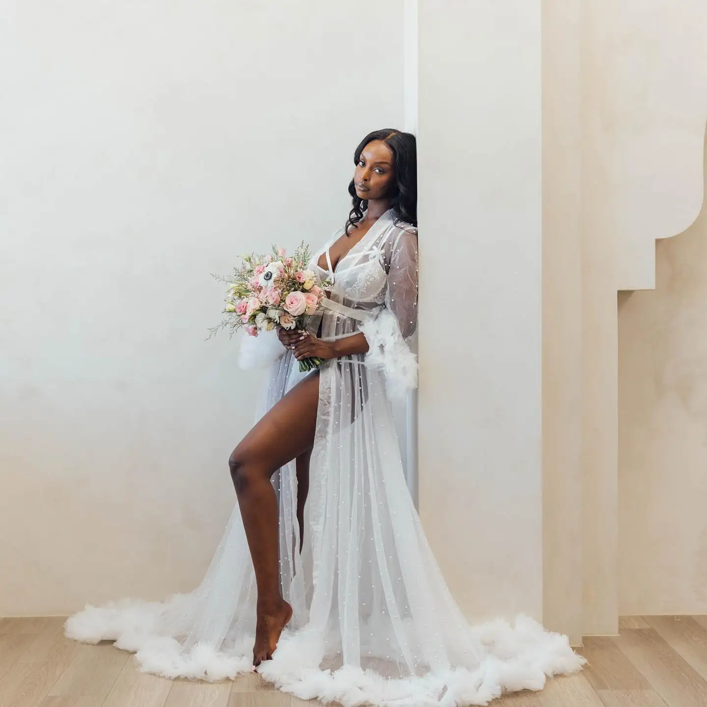 Pearl Bridal Robe Wedding Gowns for Women White Bride Luxury Bathrobe Sexy Beading Floor Length Boudoir Birthday Party
Pearl Bridal Robe Wedding Gowns for Women White Bride Luxury Bathrobe Sexy Beading Floor Length Boudoir Birthday Party