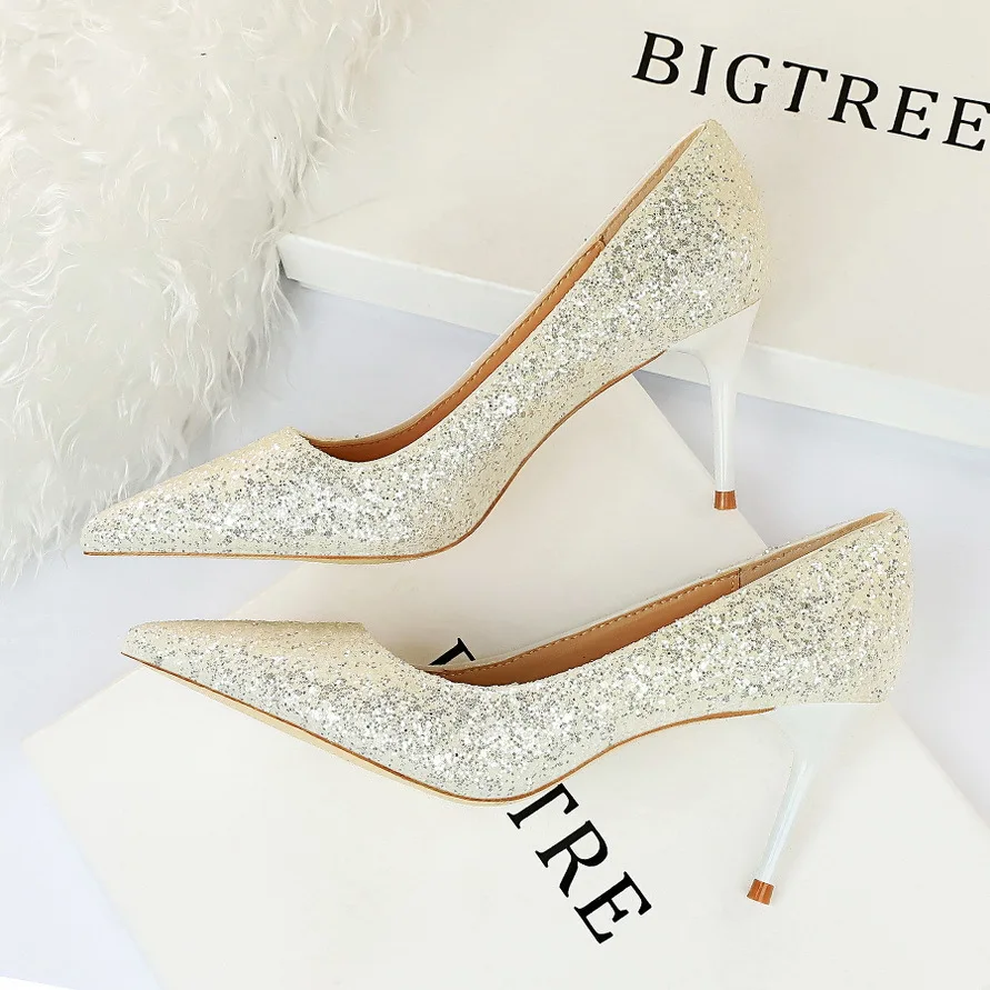 2024 Women High Heels Sequins Glitter Luxury Designer Pumps Wedding Bridal Gold Valentine Shallow Mouth Pointed Toe Party 9219-1
2024 Women High Heels Sequins Glitter Luxury Designer Pumps Wedding Bridal Gold Valentine Shallow Mouth Pointed Toe Party 9219-1