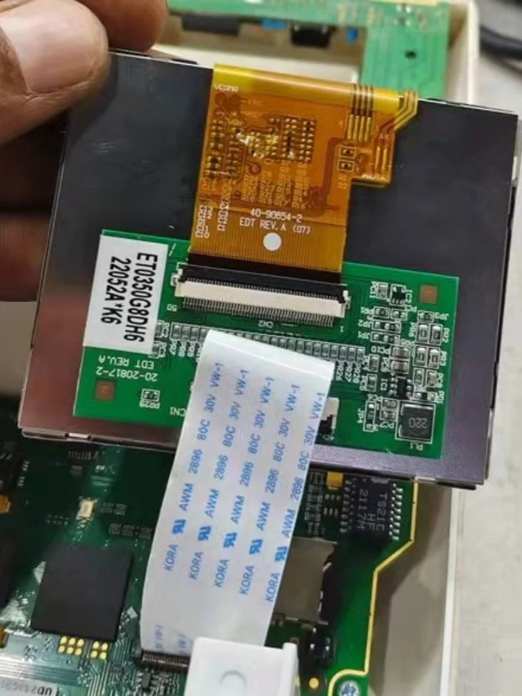 ET0350G8DH6 LCD display screen
ET0350G8DH6 LCD display screen