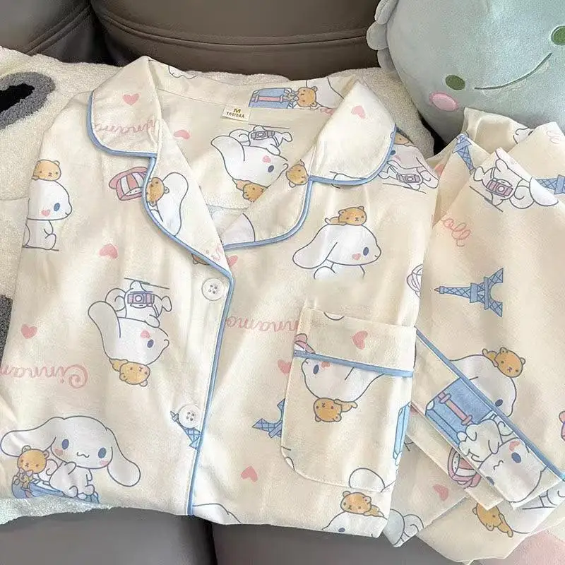 Аниме Cinnamoroll, 2 шт., кавайный пижамный комплект, штаны с длинными рукавами Hello Kitty Sanrio для женщин, осенние хлопковые повседневные свободные милые брюки для девочек
Аниме Cinnamoroll, 2 шт., кавайный пижамный комплект, штаны с длинными рукавами Hello Kitty Sanrio для женщин, осенние хлопковые повседневные свободные милые брюки для девочек